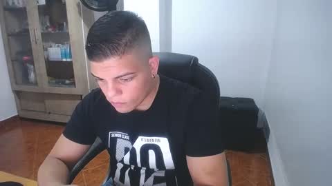 Snapshot of anndyhardy11 chatting on September 15, 2025, 10:32 pm Anndy Hardy online show from September 15, 2025, 10:32 pm