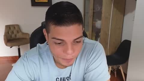 Snapshot of anndyhardy11 chatting on September 29, 2025, 9:30 pm Anndy Hardy online show from September 29, 2025, 9:30 pm