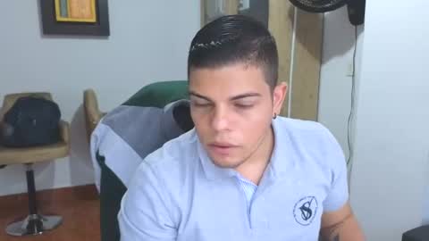 Snapshot of anndyhardy11 chatting on October 1, 2025, 10:27 pm Anndy Hardy online show from October 1, 2025, 10:27 pm