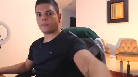 Snapshot of anndyhardy11 chatting on October 3, 2025, 9:12 pm Anndy Hardy online show from October 3, 2025, 9:12 pm