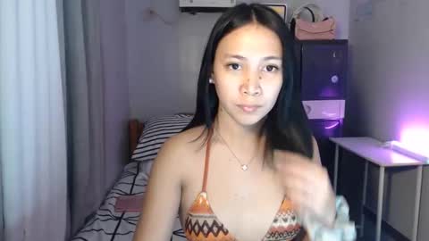 Snapshot of anne_chanelx chatting on May 11, 2026, 3:51 pm anne_chanelx online show from May 11, 2026, 3:51 pm