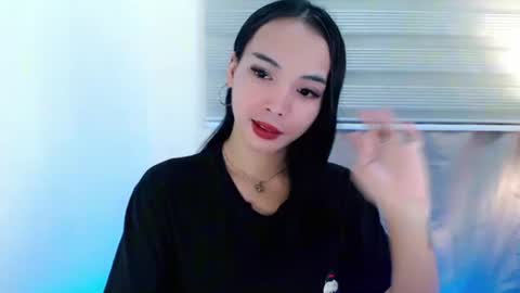 Snapshot of anne_kourtney chatting on December 2, 2025, 10:53 am vanessa online show from December 2, 2025, 10:53 am