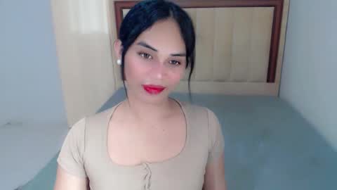 Snapshot of anne_levine chatting on October 28, 2025, 4:05 am SWEET ANNE online show from October 28, 2025, 4:05 am
