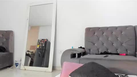 Annie  online show from January 12, 2026, 5:18 pm