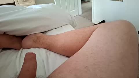 Snapshot of annesfeet chatting on February 4, 2025, 2:10 pm Annesfeet online show from February 4, 2025, 2:10 pm