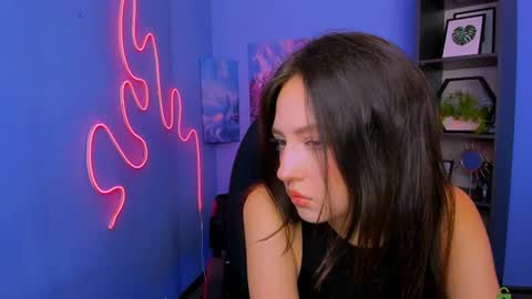 Snapshot of anneta_moon chatting on July 2, 2026, 10:54 am Anneta online show from July 2, 2026, 10:54 am