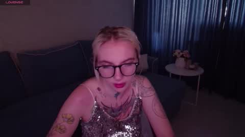 Annet online show from October 2, 2025, 7:26 am