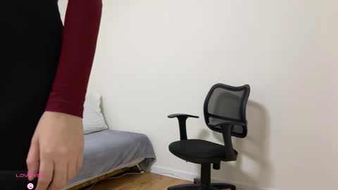 Ann  Serj online show from March 19, 2026, 1:26 pm