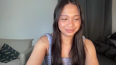 Annette 03 online show from October 9, 2025, 4:27 pm