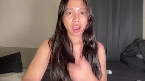 Annette 03 online show from December 2, 2025, 4:46 pm