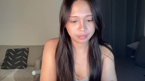 Annette 03 online show from December 15, 2025, 7:07 pm