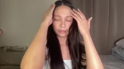 Annette 03 online show from January 18, 2026, 6:55 pm