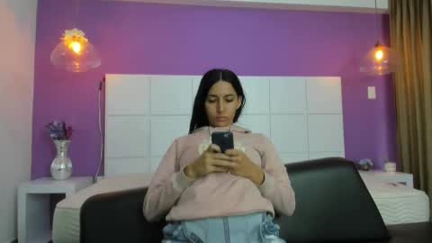 Ann online show from December 2, 2025, 12:43 pm