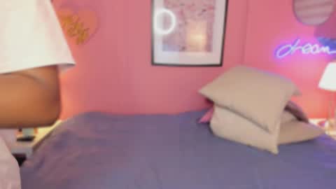 annia online show from October 1, 2025, 6:58 pm