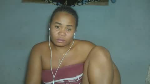 Snapshot of annick98 chatting on April 18, 2026, 8:31 pm annick98 online show from April 18, 2026, 8:31 pm