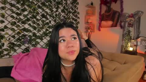 annie_barozzi online show from December 30, 2024, 4:40 pm