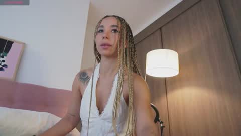 Annie online show from July 2, 2026, 12:44 pm
