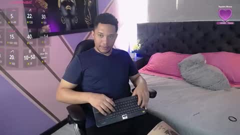 Snapshot of annie_lii chatting on September 25, 2025, 1:15 pm Annie lii online show from September 25, 2025, 1:15 pm