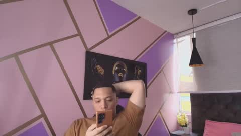 Snapshot of annie_lii chatting on October 14, 2025, 1:01 pm Annie lii online show from October 14, 2025, 1:01 pm