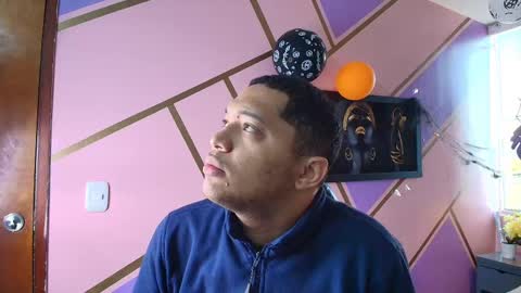 Snapshot of annie_lii chatting on November 1, 2025, 1:02 pm Annie lii online show from November 1, 2025, 1:02 pm