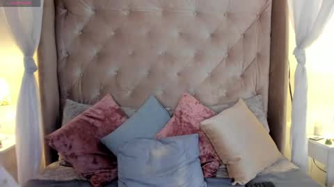 Aniie online show from April 20, 2026, 1:03 pm