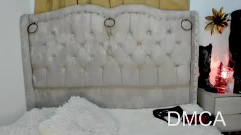 Snapshot of annie_roggers chatting on December 15, 2024, 10:47 pm Annie online show from December 15, 2024, 10:47 pm