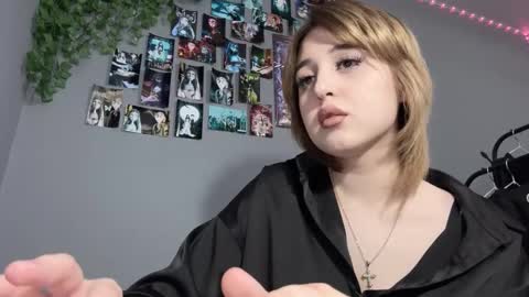 annie_rush online show from January 13, 2026, 3:28 pm