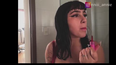 JEANNE no olvides seguirme dont forget follow me  uu online show from October 16, 2025, 6:53 pm