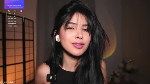 anniehillofficial_ online show from May 1, 2026, 7:07 pm