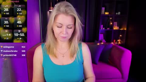 Snapshot of annielight chatting on December 27, 2024, 12:34 pm Annie online show from December 27, 2024, 12:34 pm