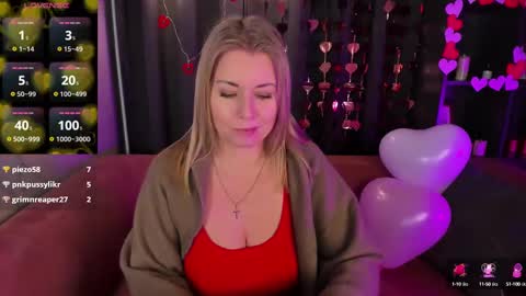 Snapshot of annielight chatting on February 13, 2025, 9:20 am Annie online show from February 13, 2025, 9:20 am