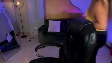 Annie Monroe online show from January 9, 2026, 11:46 am