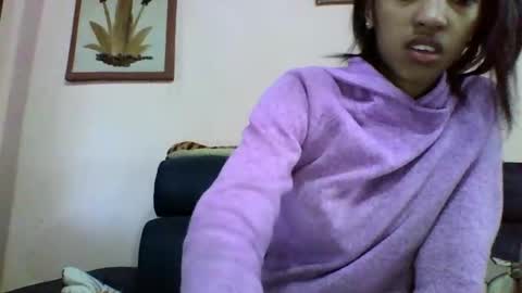 anniesexy1 online show from October 28, 2025, 6:06 am