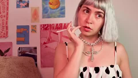 Snapshot of annietinky chatting on June 1, 2026, 3:52 am annietinky online show from June 1, 2026, 3:52 am