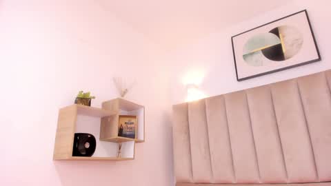 Annie Queen online show from January 9, 2025, 3:04 am