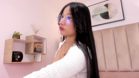 Annie Queen online show from January 22, 2025, 2:37 am