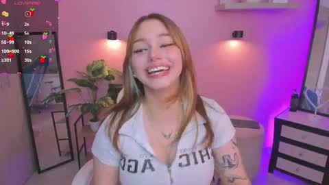 Snapshot of anniita_ chatting on July 8, 2026, 2:49 am VIVIANNA online show from July 8, 2026, 2:49 am