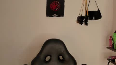 Annika online show from February 26, 2026, 1:43 pm