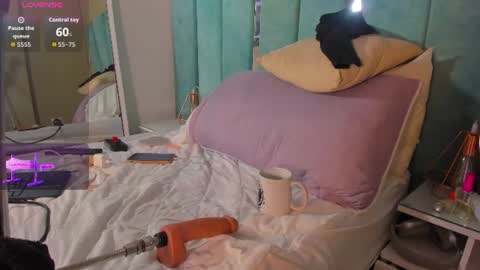 Snapshot of annita_01 chatting on July 17, 2026, 6:57 pm Annita online show from July 17, 2026, 6:57 pm