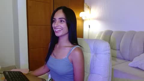 Snapshot of annitaserna chatting on March 10, 2026, 3:33 am AnnaS online show from March 10, 2026, 3:33 am