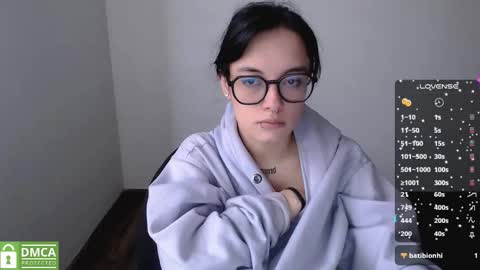 Gaby 3 online show from November 9, 2025, 7:45 pm