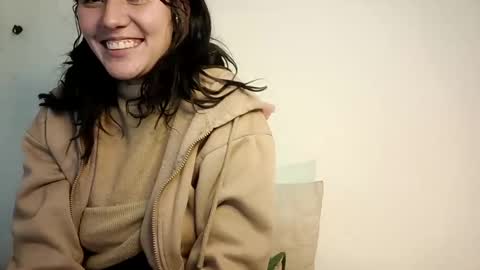 annrousse online show from October 11, 2025, 2:44 am