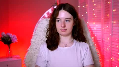 Ann Terry 3 online show from October 25, 2025, 8:33 am