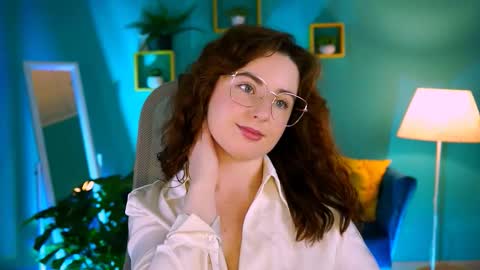 Ann Terry 3 online show from November 22, 2025, 12:37 pm