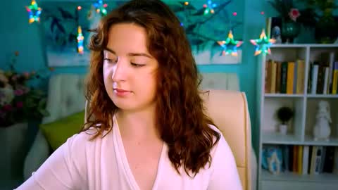 Ann Terry 3 online show from November 24, 2025, 8:47 am