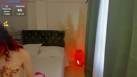 Anntonia Woods  online show from February 6, 2025, 2:37 pm