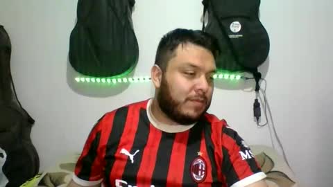 lion kennedy independent model moderator online show from November 9, 2025, 4:22 am