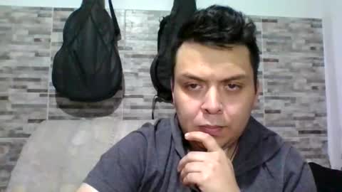 lion kennedy independent model moderator online show from April 17, 2026, 8:28 am