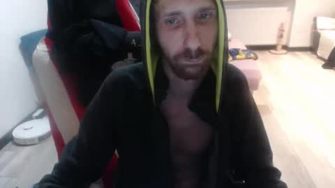 LoyalDog online show from April 20, 2026, 2:14 am