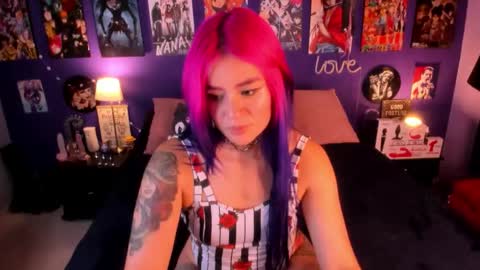      Paty     online show from October 15, 2025, 2:44 am